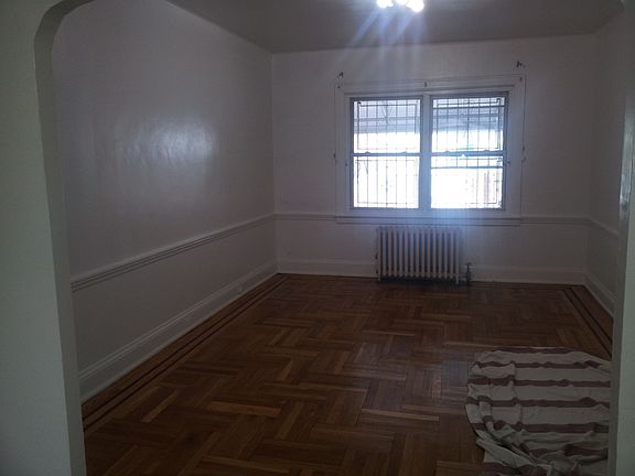 3rd image of 8272 167th St