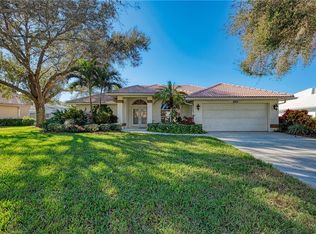 805 Connemara Cir, Venice, FL 34292