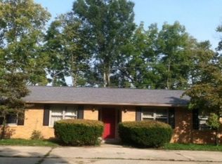 3035 Wedgewood Dr, Columbus, IN 47203