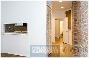 2nd image of 415 E 72nd St APT 5FW