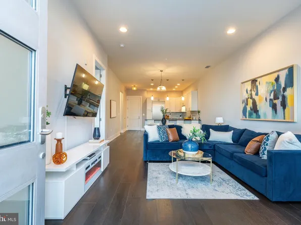 410 S Front St Unit 102, Philadelphia, PA 19147