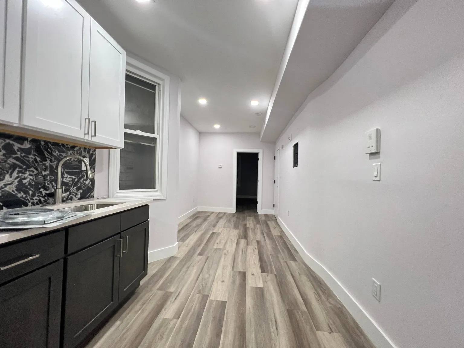 2 bed, 800 sqft, $2,295 — Photo 4