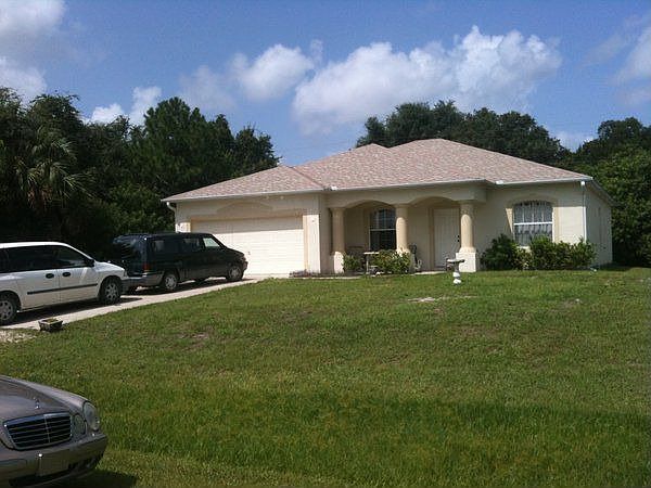 1st image of 9047 101st Ct
