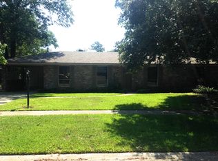 383 Kay Dr, Baton Rouge, LA 70815