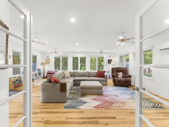 111 Greenbay St, Walterboro, SC 29488