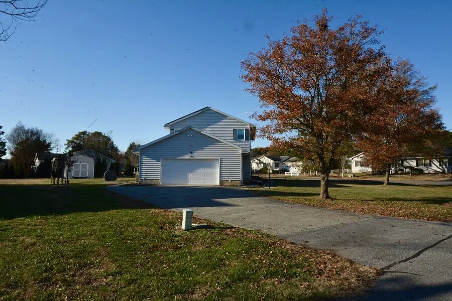 4 bed, 3000 sqft, $2,900 — Photo 3