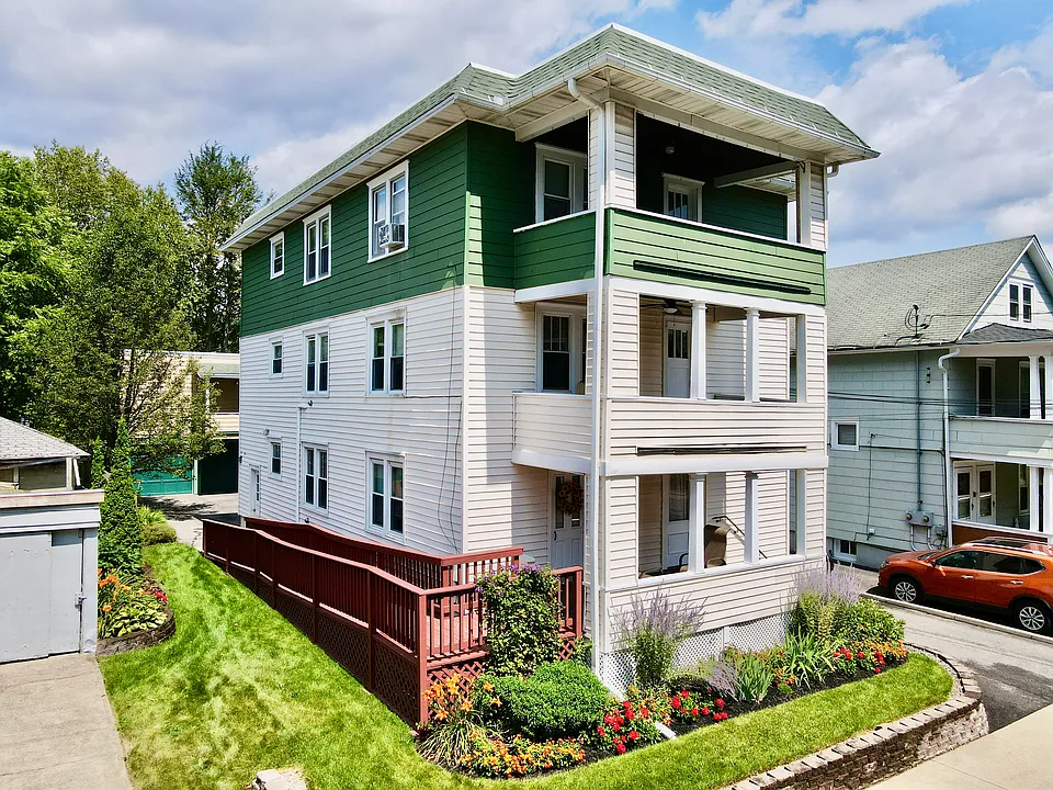 147 E Frederick St #1