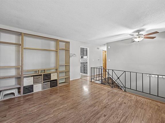 4th image of 3139 Stratford Ln SW