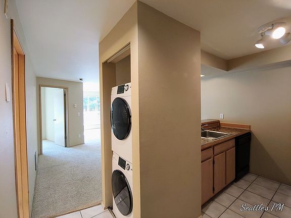 2nd image of 530 Melrose Ave E APT 509