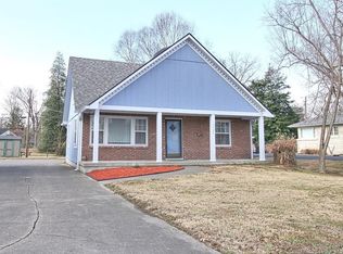 1123 Centralia Ct, Clarksville, IN 47129