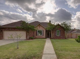 112 Deer Valley Ln, Carencro, LA 70520