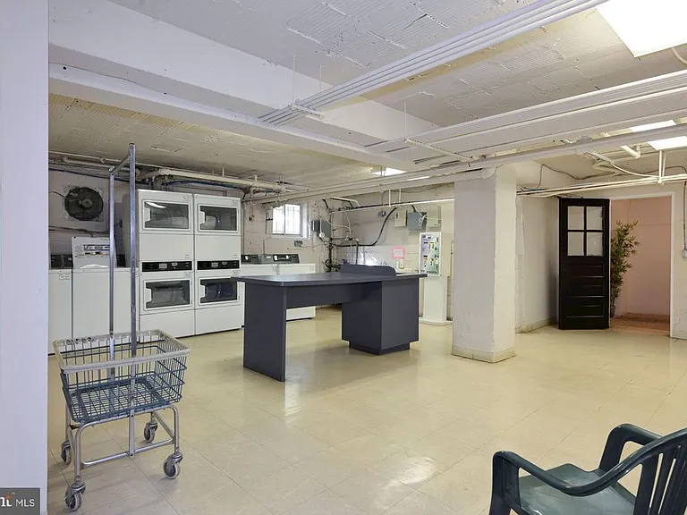 1833 S St NW #3 — Photo 15