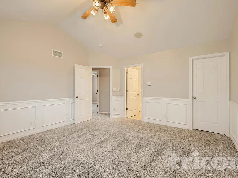 8007 Shady Oak Rd — Photo 14