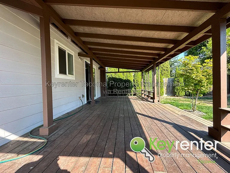 221 Sunset Dr — Photo 21