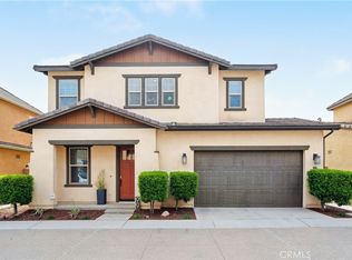 99 Barnes Rd, Tustin, CA 92782