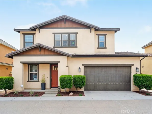 99 Barnes Rd, Tustin, CA 92782