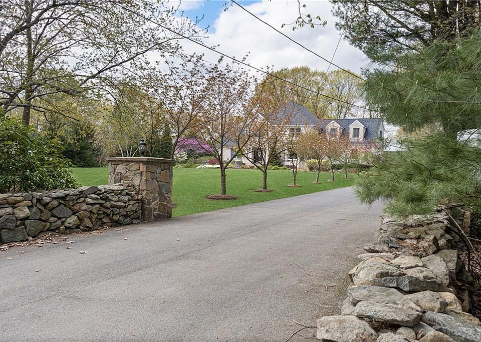 139 Scituate Ave, Johnston, RI 02919 Zillow
