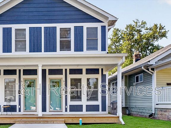 3rd image of 623 W 39th St