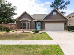 109 Whitman Way, Freeport, FL 32439