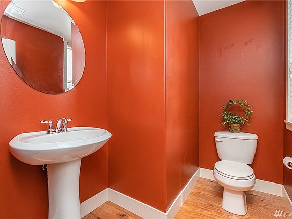 4th image of 1098 Bell Hill Pl