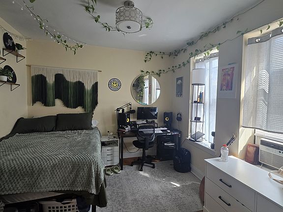 5th image of 521 W 175th St APT 43