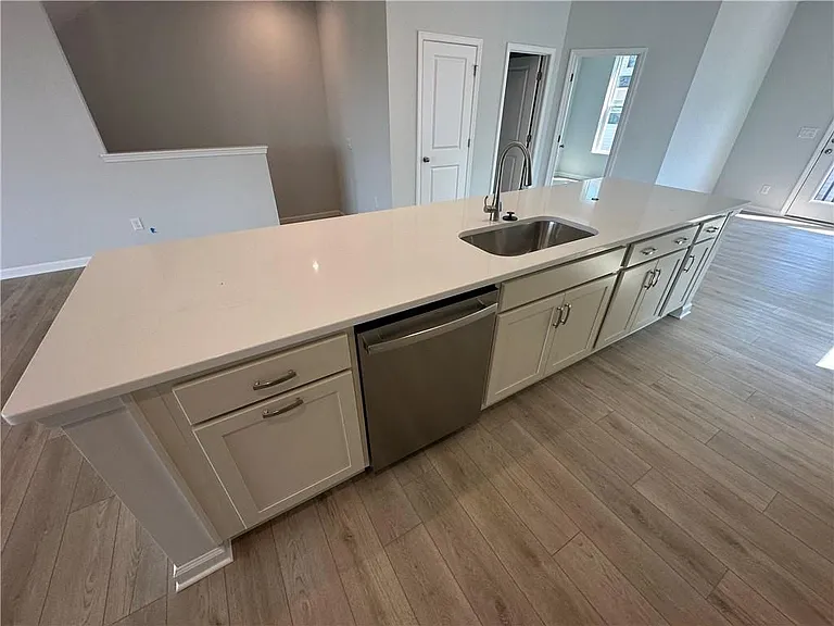 352 Skylar Ter SE — Photo 11