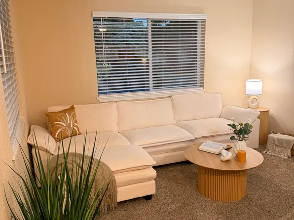 Evergreen Garden Apartments