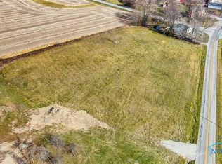 5839 Sandusky Rd, Lima, OH 45801