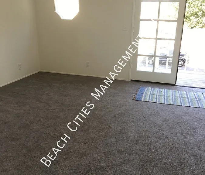 202 Elmira Ave — Photo 12