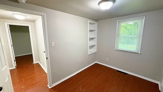 2059 N Priscilla Ave — Photo 9