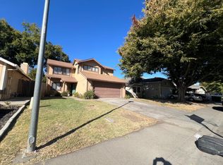 272 River Run Cir, Sacramento, CA 95833