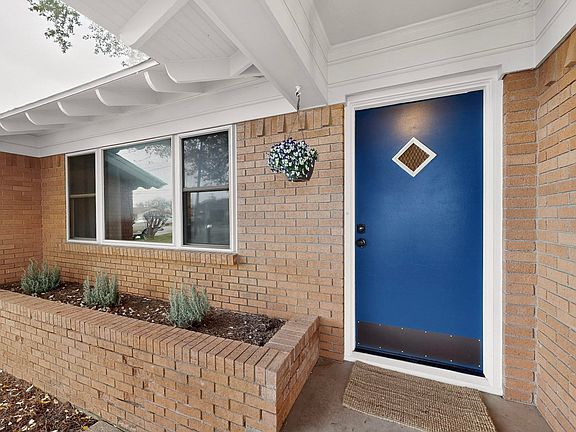 2nd image of 210 N Summit St