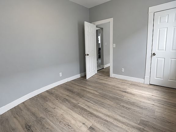 3rd image of 315 Watson Ave #4A