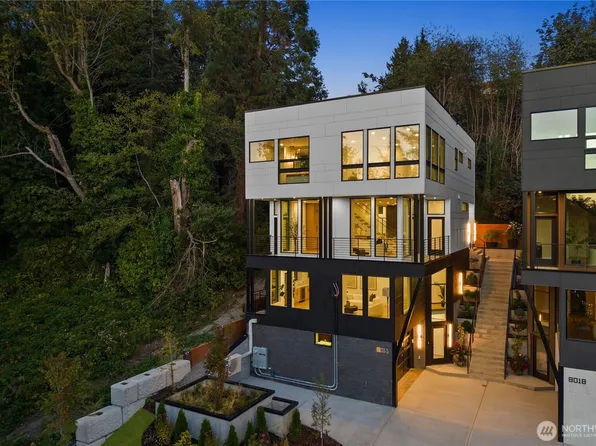 8014 45th Avenue SW, Seattle, WA 98136