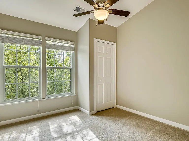6522 Parish Glebe Ln — Photo 18