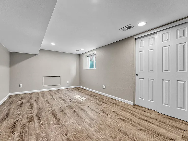 1411 Clayton St #4 — Photo 17