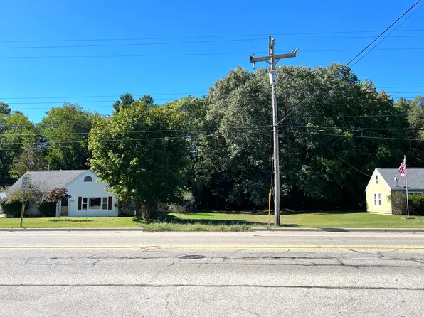 4575 Henry St, Norton Shores, MI 49441