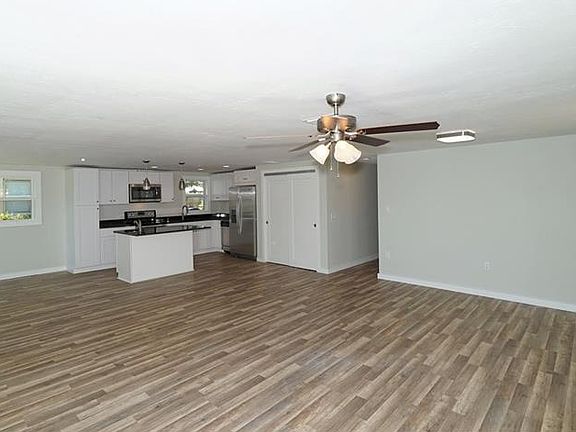 5th image of 839 Winter Garden Dr