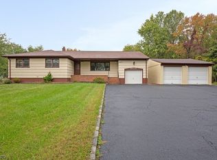 21 Sagamore Rd, Parsippany, NJ 07054