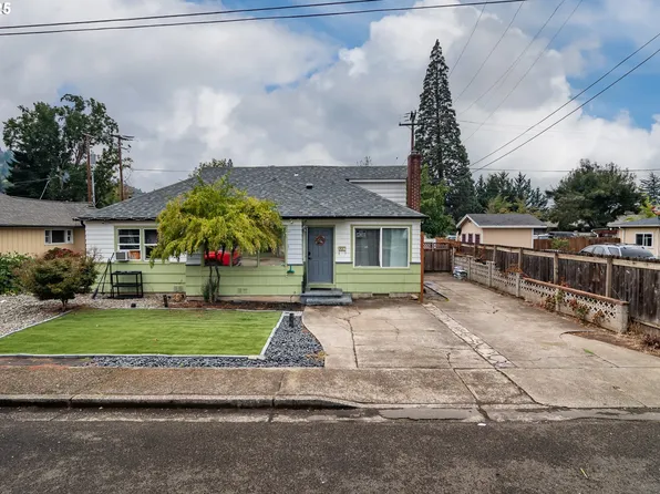 732 W Nebo St, Roseburg, OR 97471