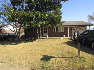 3355 Boca Raton Dr, Arnold, MO 63010