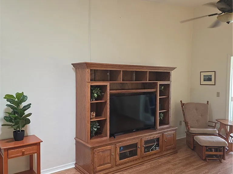 385 E Hartford St #5A — Photo 12