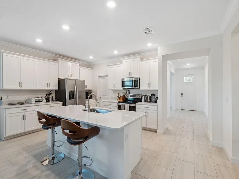 16787 Shell Bay Dr — Photo 8