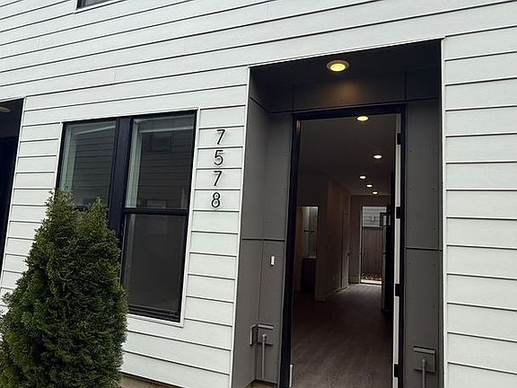 2nd image of 7562-7584 N Emerald Ave #7578-K259