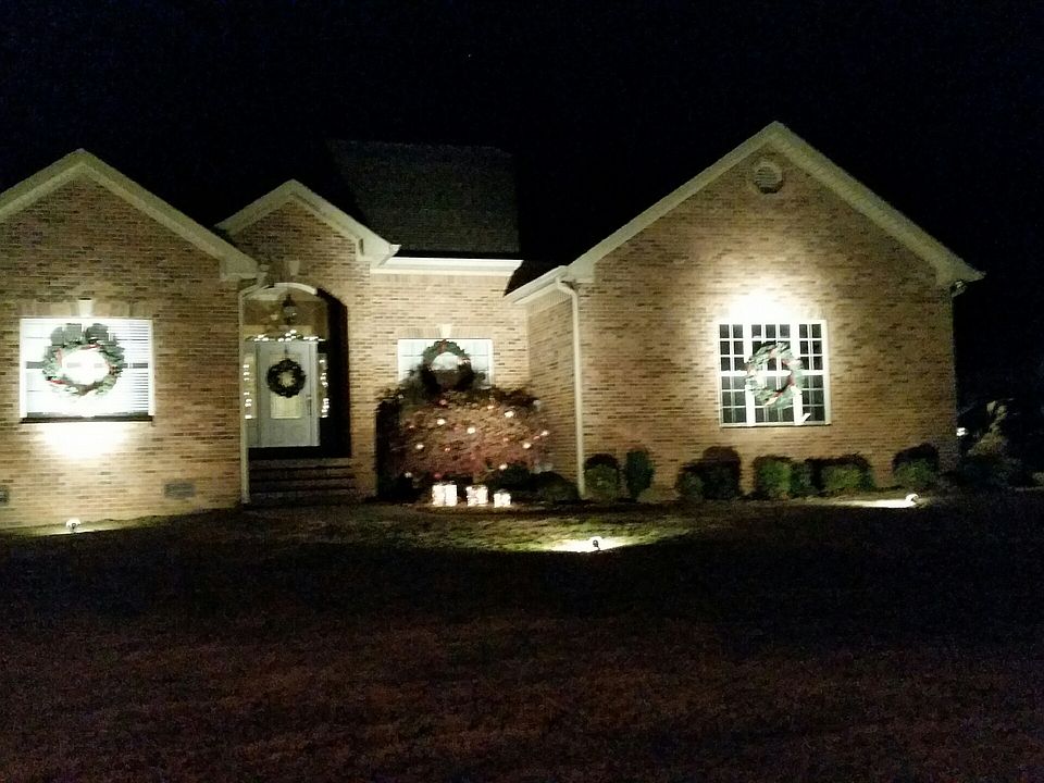 1st image of 115 Ellen Dr
