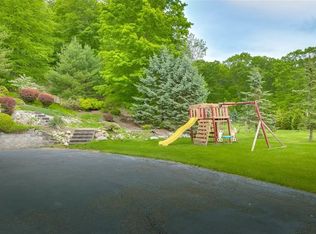 42 S Ridge Rd, Pomona, NY 10970