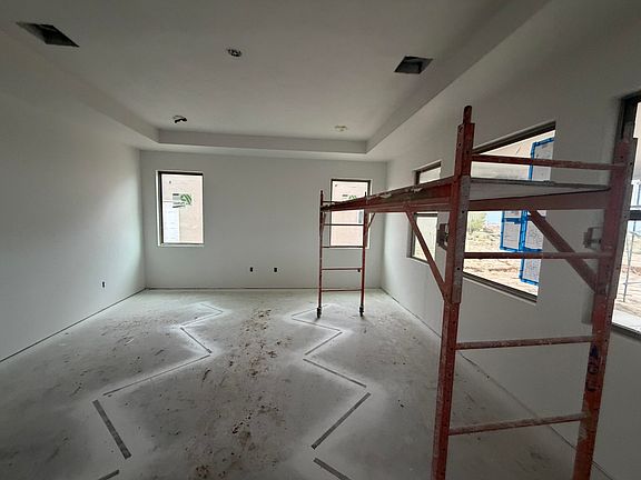 4th image of 1222 Villa Rd SE