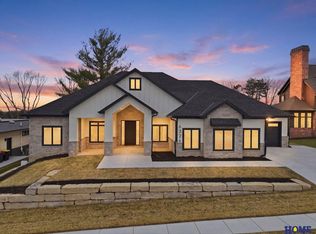 6326 Carveth Ct, Lincoln, NE 68516