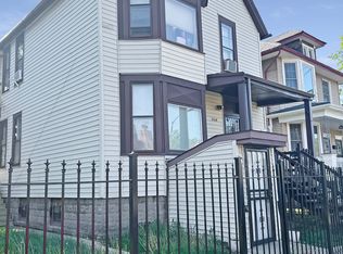 11014 S State St APT 1R, Chicago, IL 60628