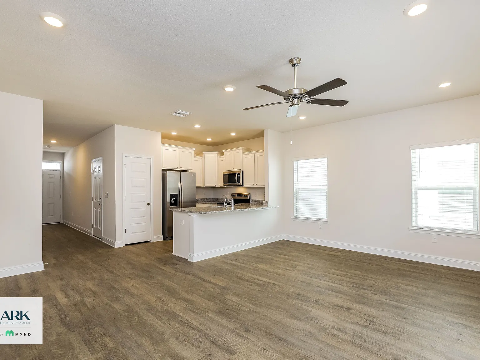 3 bed, 2.5 bath, 1537 sqft, $1,765 — Photo 3